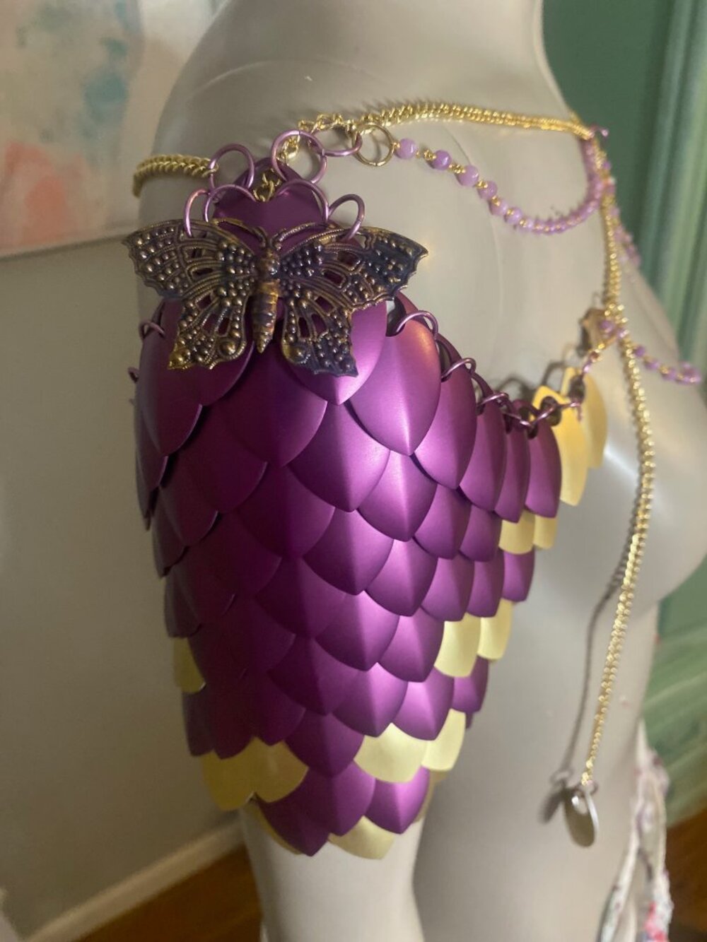 Fairy fantasy scalemail chainmail shoulder armor pauldrons pink jade gold - Picture 2 of 12